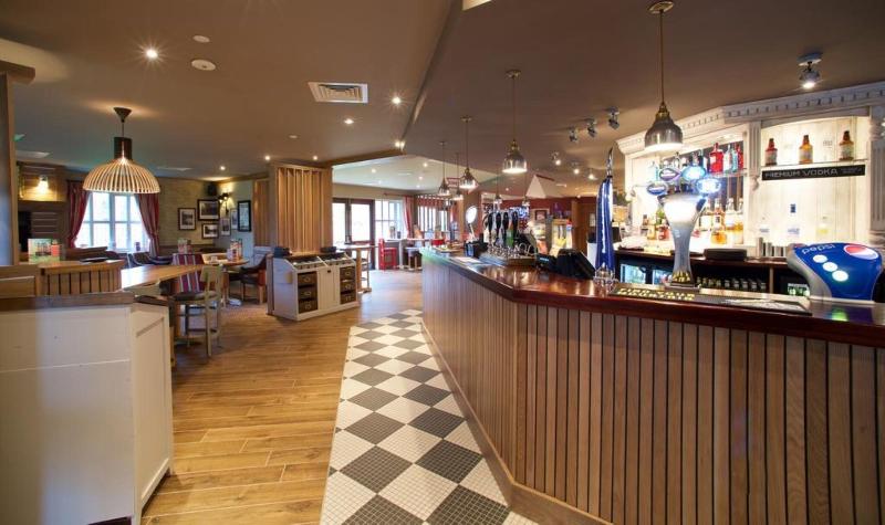 Chain Runner, Livingston by Marston's Inns - Bar