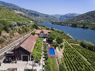 Quinta de S. Bernardo Winery & Farmhouse fotoÄŸrafÄ±