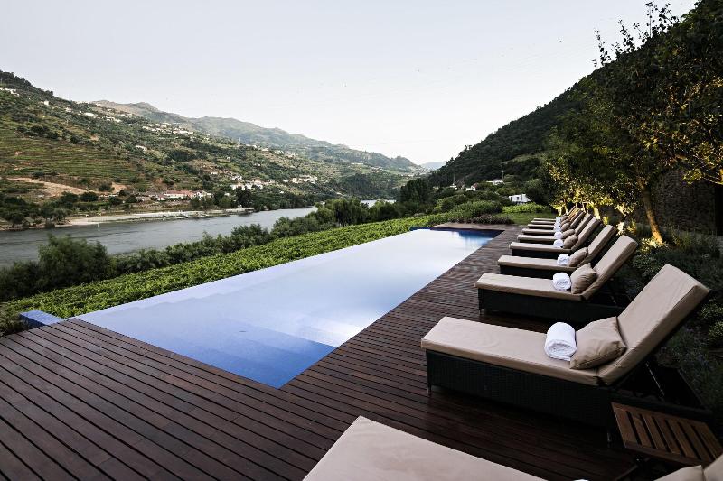 Quinta de S. Bernardo Winery & Farmhouse - Havuz