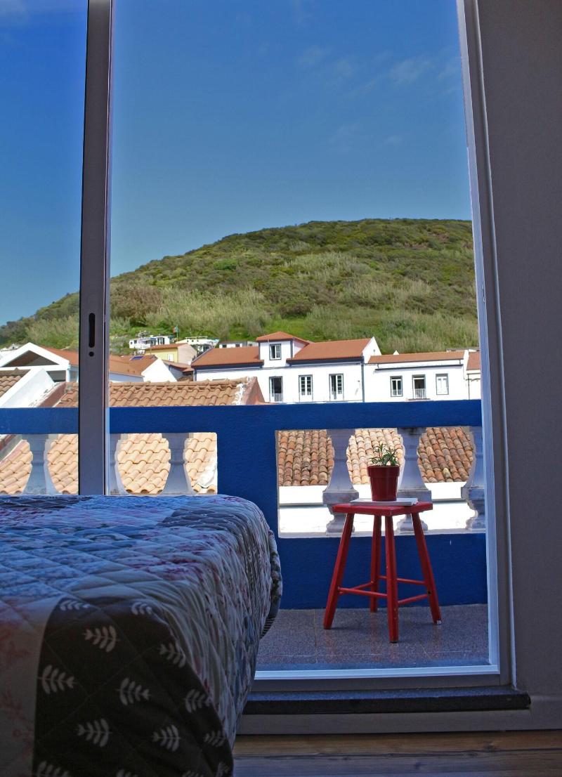 Porto Pim Guest House - Oda
