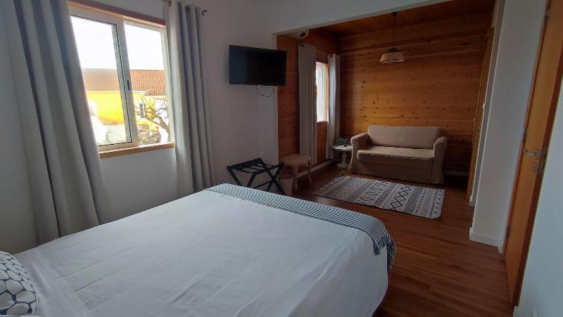 Porto Pim Guest House - Oda