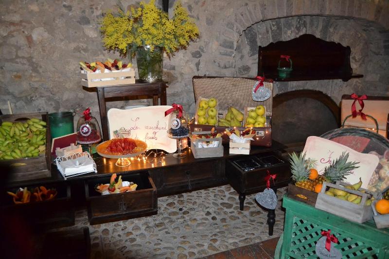 Castello Di Limatola - Lobi