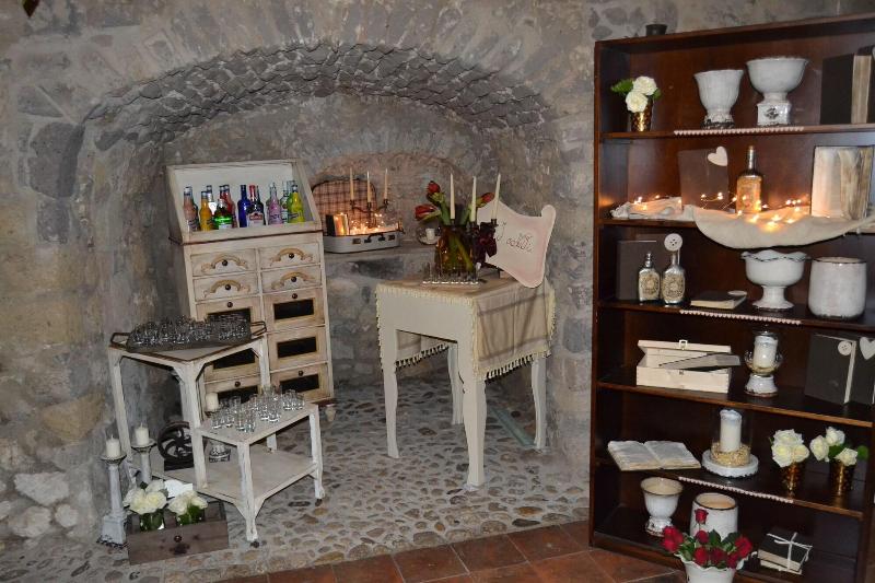 Castello Di Limatola - Lobi