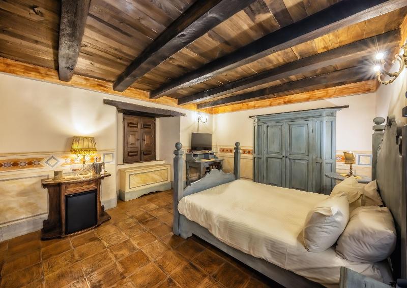 Castello Di Limatola - Oda