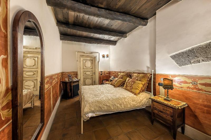 Castello Di Limatola - Oda