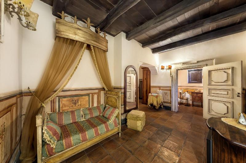 Castello Di Limatola - Oda