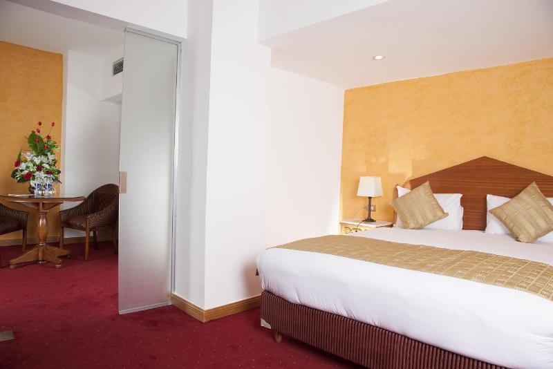 Golden Tulip Flamenco Cairo - Oda