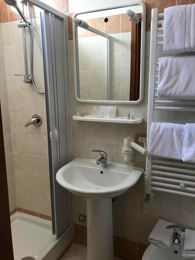 Cristal Hotel - Oda