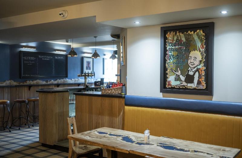 Black Bull Hotel - Bar