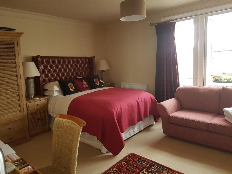 Black Bull Hotel - Oda