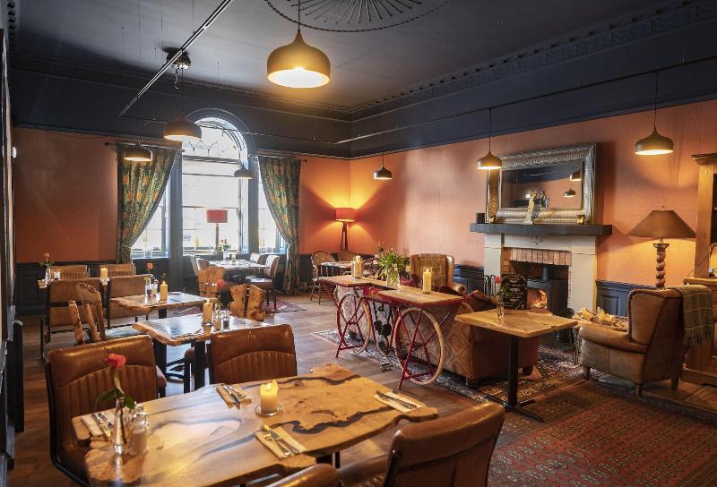 Black Bull Hotel - Restoran