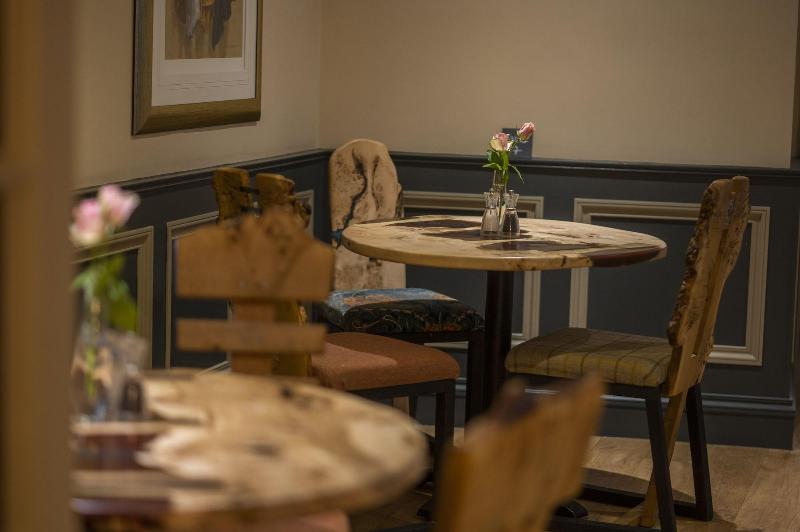 Black Bull Hotel - Restoran