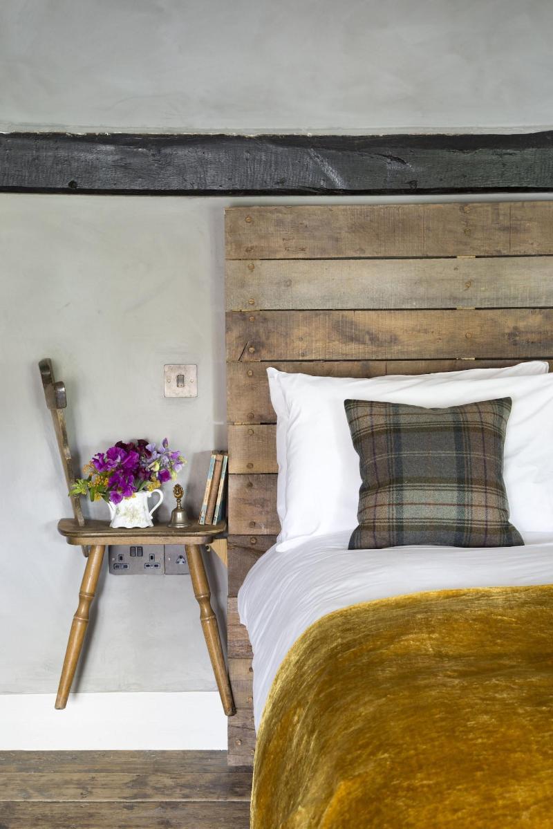 The Bell In Ticehurst - Oda
