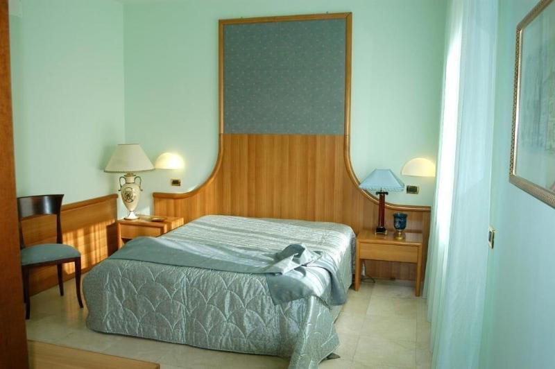 Hotel Royal - Oda