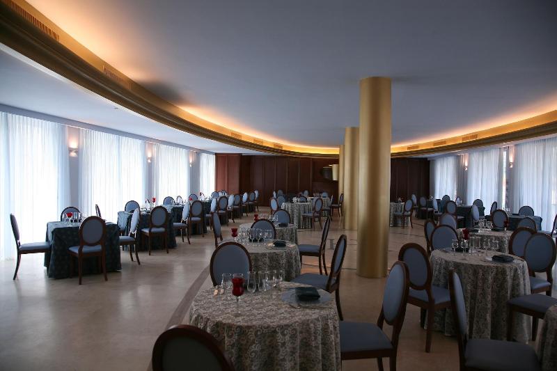 Hotel Royal - Restoran