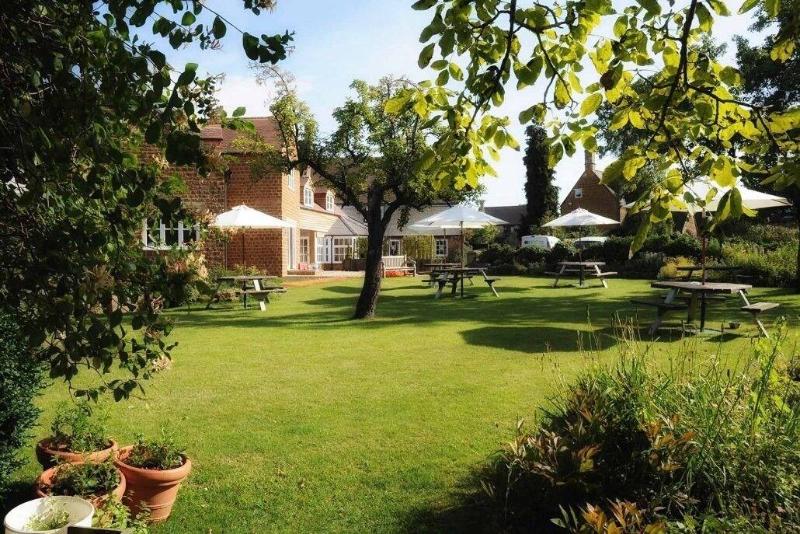 The Howard Arms - Genel