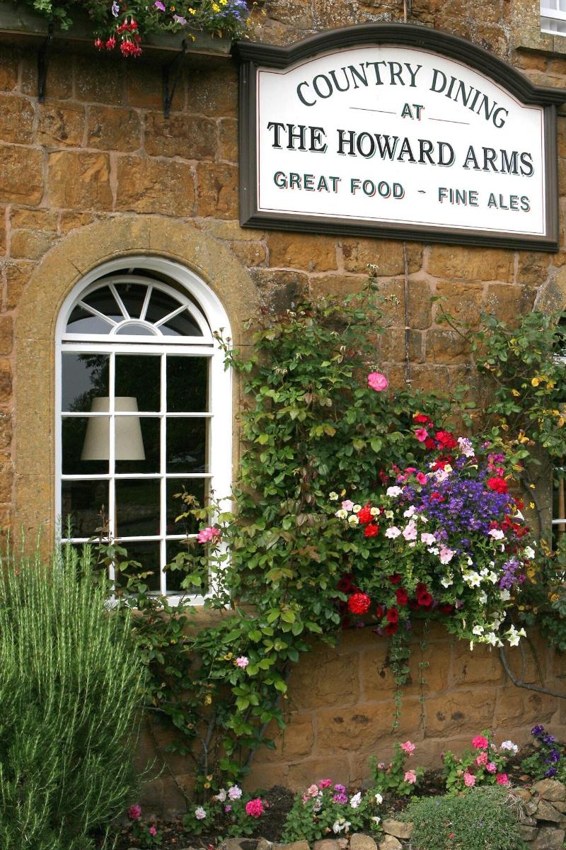 The Howard Arms - Genel