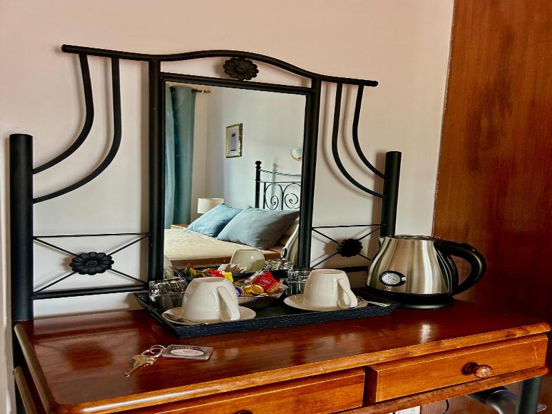 Two Flowers Hotel - Genel