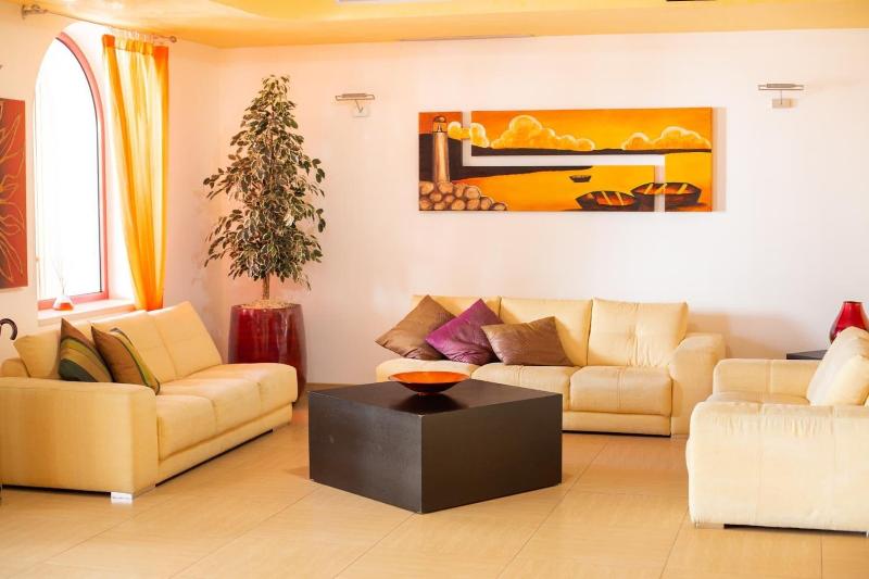Marc Hotel - Lobi