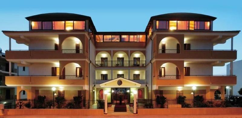 Marc Hotel - Genel