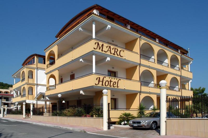 Marc Hotel - Genel