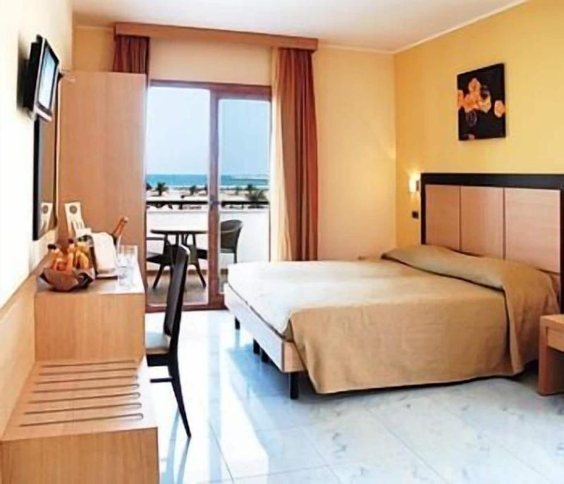 Marc Hotel - Oda