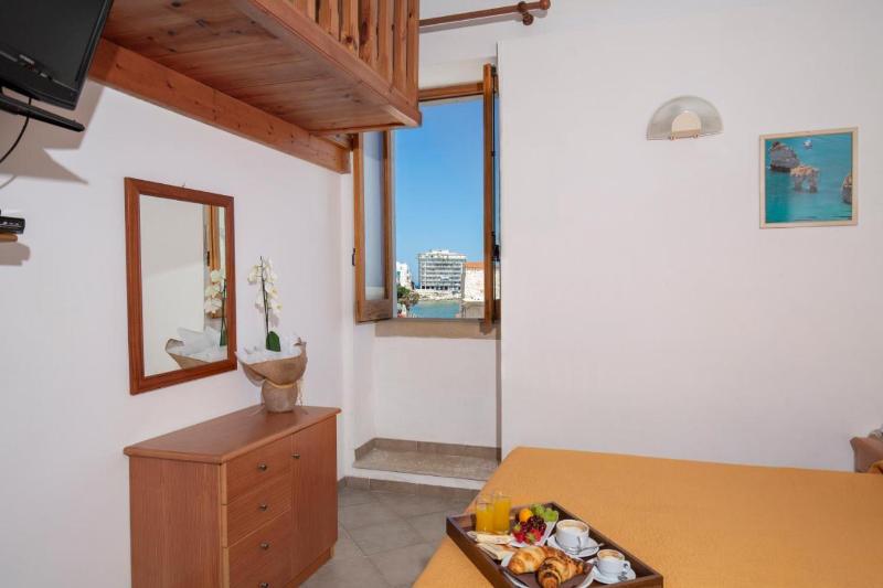 Hotel Punta San Francesco - Oda
