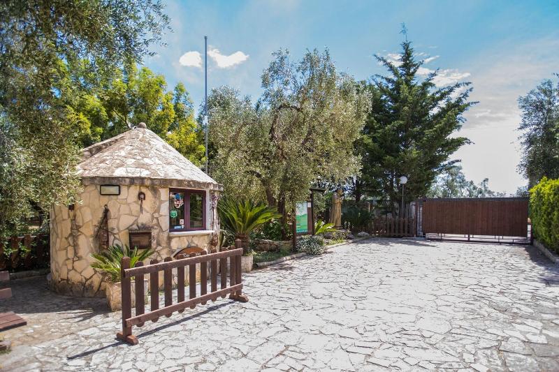 Tenuta Padre Pio - Genel