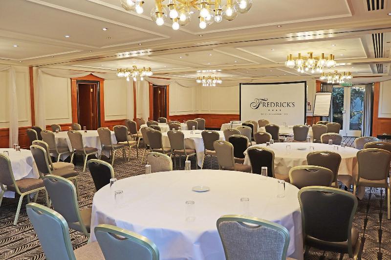 Fredrick's Hotel Restaurant & Spa - Toplantı