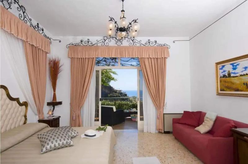 Hotel Pellegrino - Oda