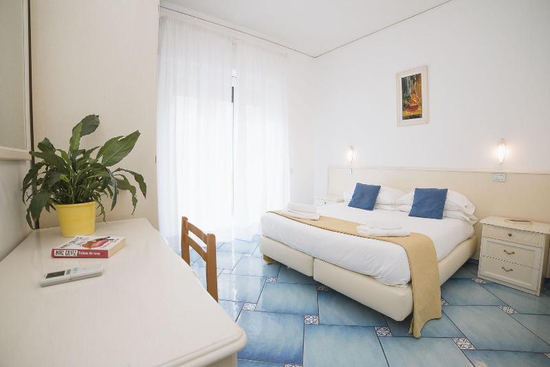 Hotel De Rosa - Oda