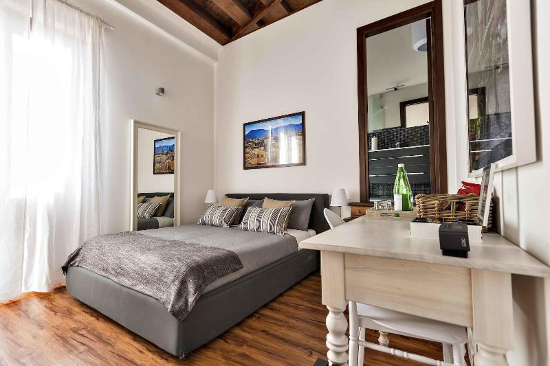 Casa Nostra - Oda