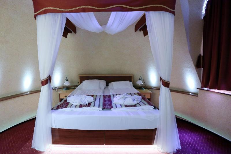 Laroba Wellness Hotel - Oda