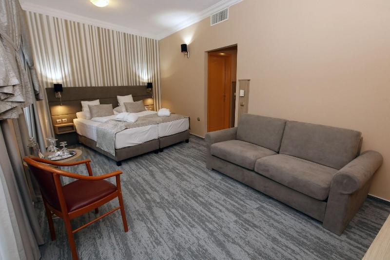 Laroba Wellness Hotel - Oda