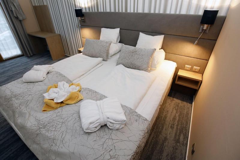 Laroba Wellness Hotel - Oda