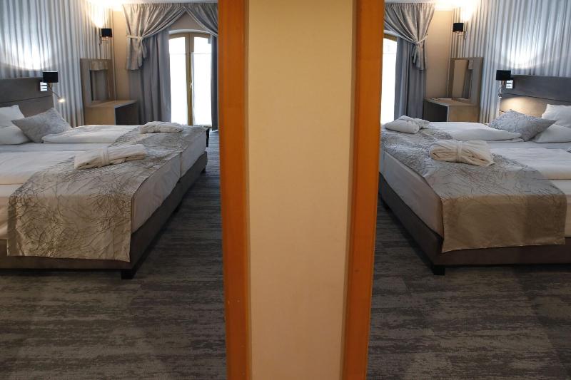 Laroba Wellness Hotel - Oda