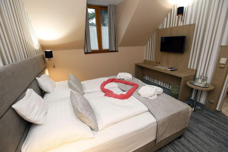 Laroba Wellness Hotel - Oda