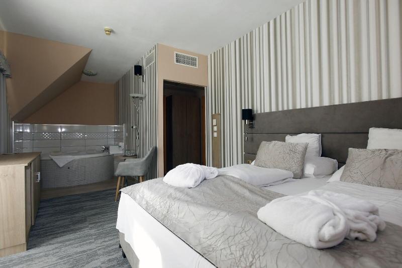 Laroba Wellness Hotel - Oda