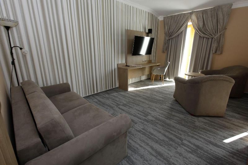 Laroba Wellness Hotel - Oda