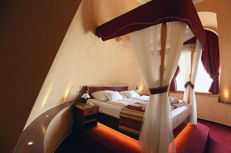 Laroba Wellness Hotel - Oda