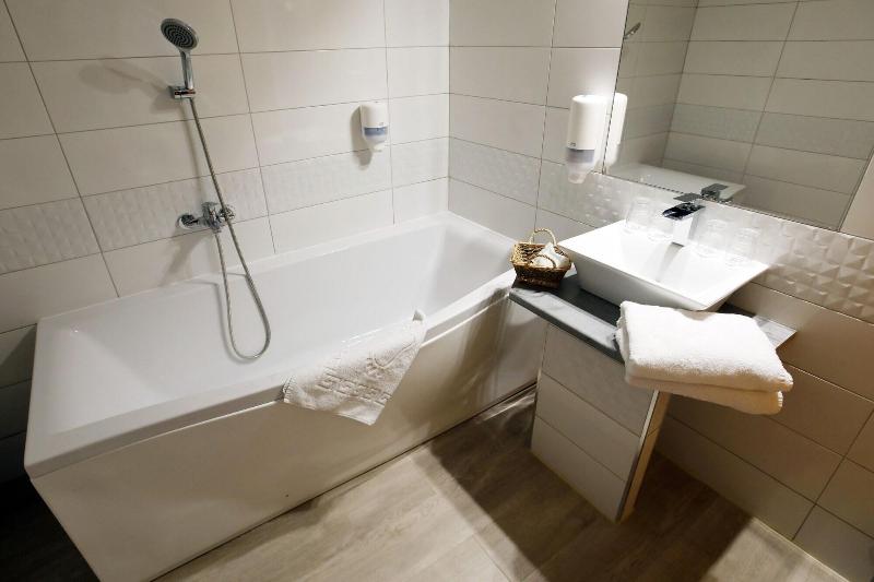 Laroba Wellness Hotel - Oda