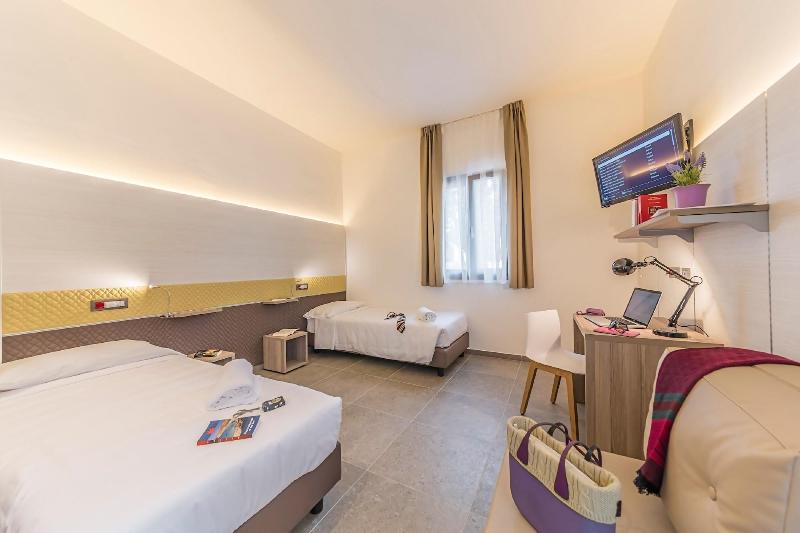 Camplus Guest Palermo - Oda