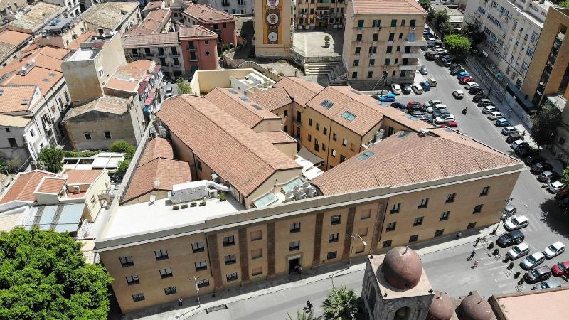 Camplus Guest Palermo - Teras