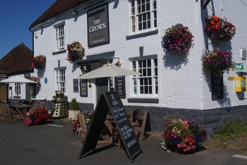 Crown At Aldbourne - Genel