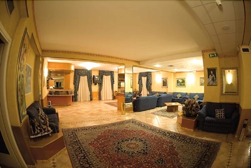 Villaggio Club La Pace - Lobi