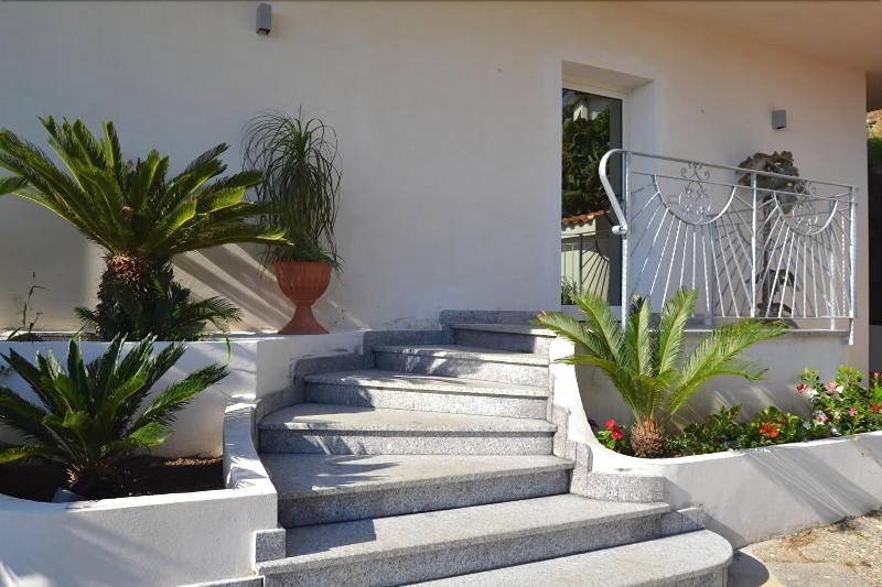 Hotel Mercurio - Genel