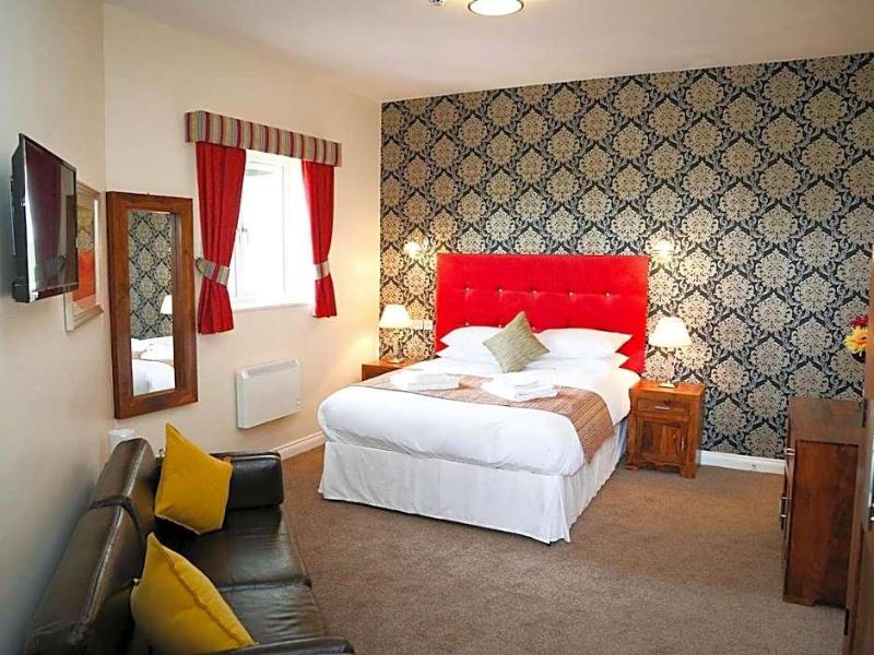 Cuttle Bridge Inn Hotel - Genel