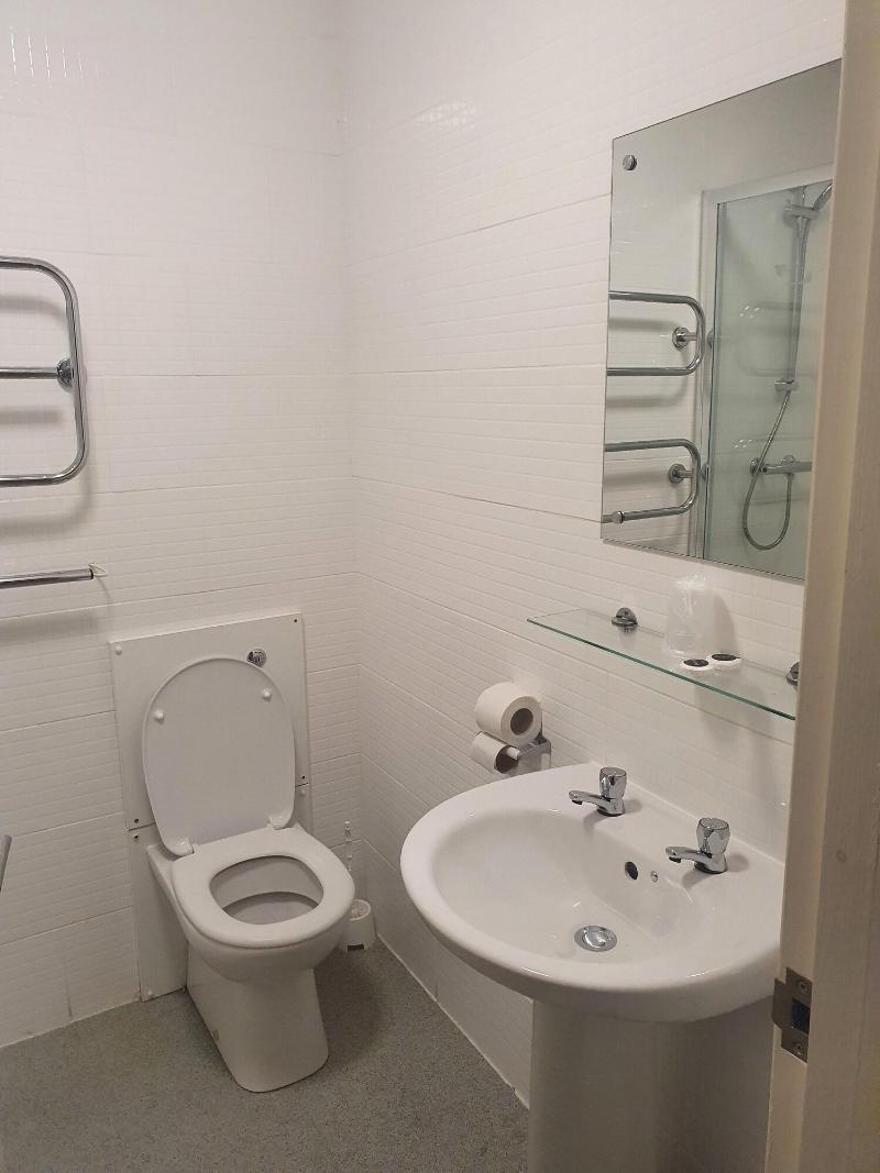Cuttle Bridge Inn Hotel - Oda