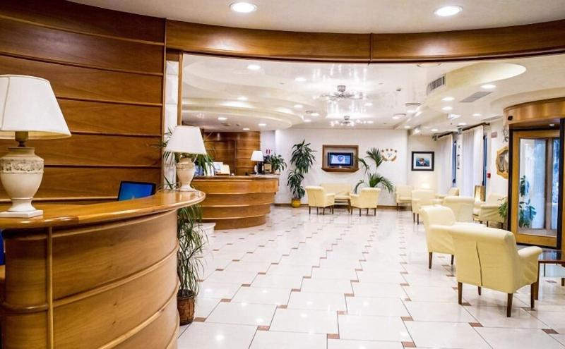 Grand Hotel Victoria - Lobi