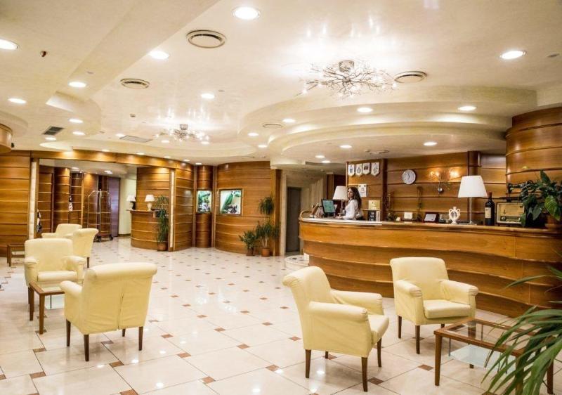 Grand Hotel Victoria - Lobi